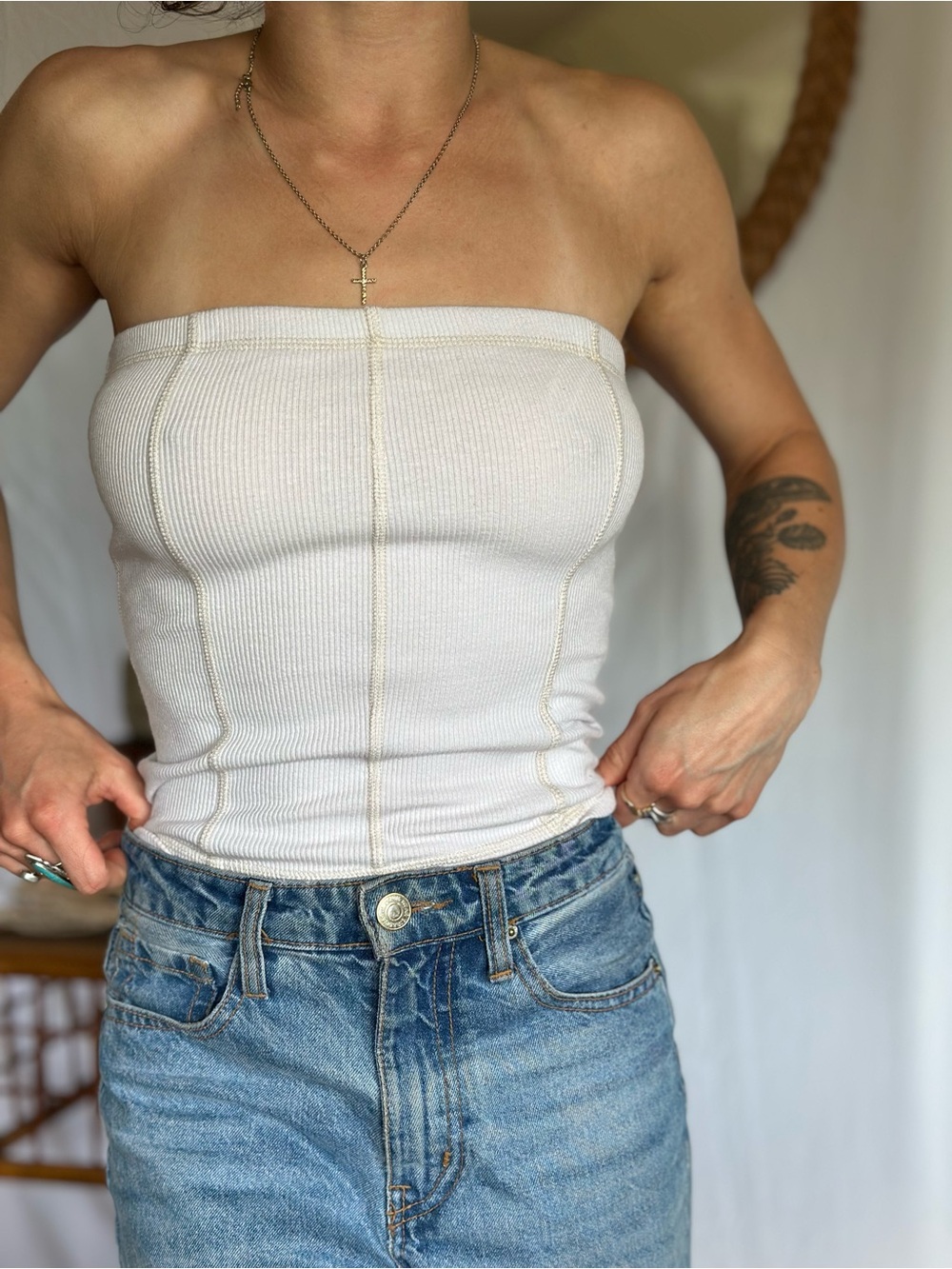Divided White Ribbed Strapless Tube Top